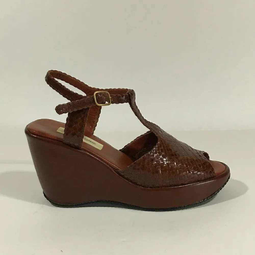 Pons Quintana Brn Woven T-Strap Peep-Toe Platforms